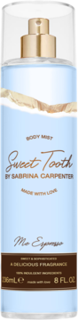 Mgiełka Sabrina Carpenter Sweet Tooth Me Espresso, błękitna butelka z kremową obwolutą i brązowym pasem na dole, widok z przodu.