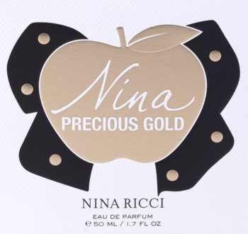 Białe opakowanie perfum Nina Ricci Nina Precious Gold EDP 50 ml, złote jabłko z napisem, czarne kokardy.