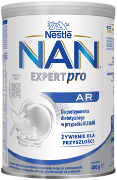 Biała puszka Nestlé NAN EXPERTpro AR, mleko modyfikowane na ulewania, z niebieskim logo i grafiką, widok z przodu.