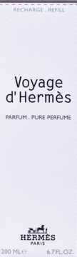 Przednia strona opakowania uzupełnienia perfum Hermès Voyage d'Hermès Pure Perfume 200 ml, jasnofioletowa z czarnym tekstem.