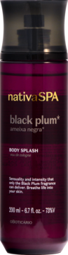 Nativaspa Black Plum Body Splash w ciemnofioletowej butelce z czarną pompką, front, złote logo i biały tekst.