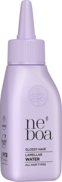 Fioletowa butelka Neboa Lamellar Water 50ml do włosów, z przodu, z napisem Glossy Hair i stożkowym aplikatorem.