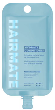 Hairmate Hydrate, intensywnie nawilżająca odżywka do włosów zniszczonych, jasnoniebieska saszetka 50ml, widok z przodu.