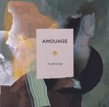 Amouage Purpose woda perfumowana. Centralnie beżowa etykieta z nazwą i złotą kropką na tle zieleni, brązu.