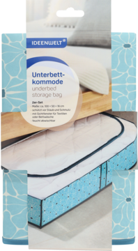 Niebieska komoda IDEENWELT pod łóżko, tekstylny pojemnik z białym wzorem, częściowo wysunięty spod drewnianego łóżka.