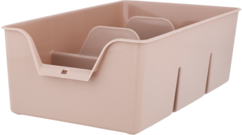 Pudrowy, plastikowy organizer do szuflady z czterema przegródkami, widok pod kątem, z obniżonym frontem.