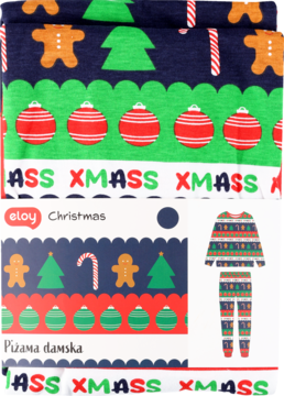 Piżama damska eloy, widok wzoru z piernikami, choinkami, bombkami i napisem XMASS. Świąteczny motyw.