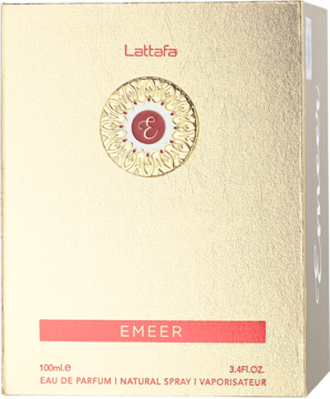 Złote, lśniące pudełko perfum Lattafa Emeer, z centralnym, okrągłym, złotym emblematem i czerwonym pasem EMEER.