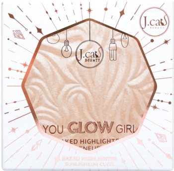 J.Cat Beauty You Glow Girl baked rozświetlacz w różowo-złotej oktagonalnej puderniczce na białym pudełku, przód.