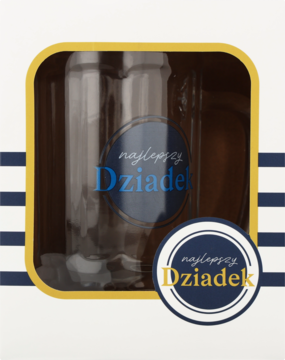 Szklany kubek 'Najlepszy Dziadek' w białym pudełku z niebieskimi i złotymi paskami, widok z przodu.