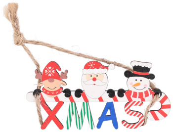 Kolorowa drewniana ozdoba świąteczna XMAS z Mikołajem, reniferem i bałwanem, do zawieszenia, widok z przodu.