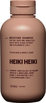 Heiki Heiki Moisture Shampoo w beżowej butelce z pompką, nawilża suche włosy i wrażliwą skórę głowy. Widok z przodu.