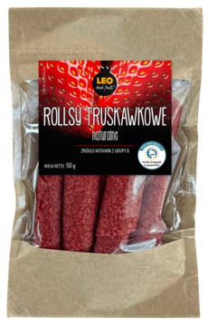 LEO Rollsy truskawkowe 50g, naturalne i bez cukru, w przezroczystej folii w brązowej torbie, z przodu.