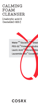 COSRX Calming Foam Cleanser z kwasem salicylowym i CentellAC-RX. Biała etykieta produktu, widok z przodu.