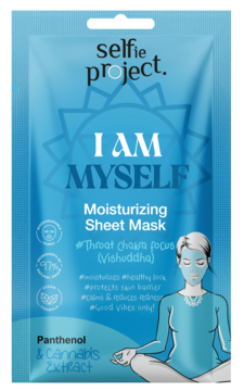 Niebieska maska w płachcie Selfie Project I Am Myself z pantenolem i konopiami, fokus na czakrę gardła.