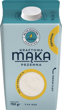 Kraftowa mąka pszenna Młyn Mazurki typ 500, 750g, w turkusowym kartonie z logo i próbką mąki, widok z przodu.