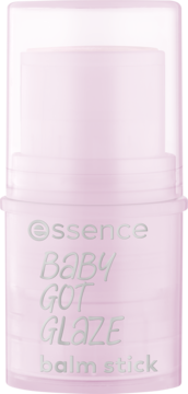 Essence Baby Got Glaze balm stick, jasnoróżowy sztyft rozświetlający z przezroczystą zatyczką, widok z przodu.