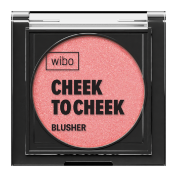 Zbliżenie z góry na otwarte czarne opakowanie z różowym wypiekanym różem Wibo Cheek to Cheek blusher.