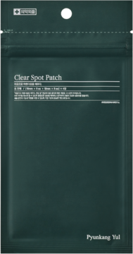 Plasterki Pyunkang Yul Clear Spot Patch w ciemnozielonej, matowej saszetce z białymi napisami, widok z przodu.
