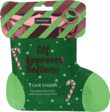 Sence, zielona maska do stóp w opakowaniu w kształcie świątecznej skarpety. Napis "Elf Approved Softness", zapach candy cane.