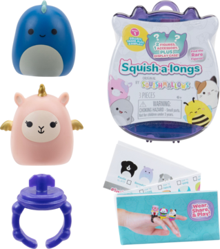 Zestaw Squish a longs: niebieski dinozaur, różowa lama z rogami, fioletowy pierścień oraz opakowanie Squishmallows.