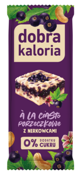Baton Dobra Kaloria À la Ciasto Porzeczkowe z nerkowcami, fioletowe opakowanie, 0% cukru.