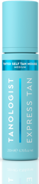 Tanologist Tinted Self Tan Mousse Medium w turkusowej butelce z błękitnym napisem, front z wyraźnym odbiciem.