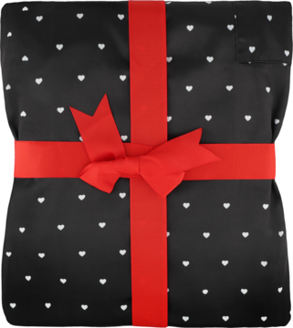 Prezent: Eloy piżama damska czarna S, zapakowany w czarny papier w białe serduszka z czerwoną wstążką i kokardą.