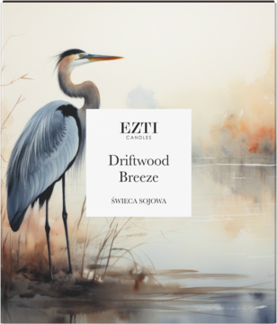 Pudełko świecy sojowej Driftwood Breeze, niebieska czapla na tle jeziora, napis 'ŚWIECA SOJOWA'.