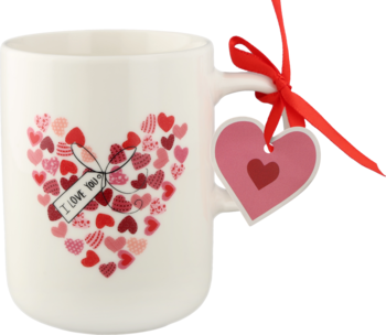 Biały kubek ceramiczny z sercem z małych różowych serduszek, napisem 'I LOVE YOU', czerwoną wstążką i zawieszką.