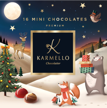 Karmello 16 MINI CHOCOLATES PREMIUM, granatowe pudełko ze złotym logo, w świątecznej scenerii zimowej.