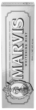 Srebrne pudełko Marvis Whitening Mint, wybielającej pasty do zębów, z widocznym logo i napisem Marvis.