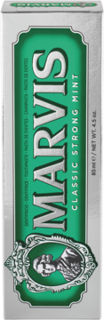 Srebrne pionowe opakowanie pasty Marvis Classic Strong Mint, zielona etykieta z logo i portretem, widok z przodu.