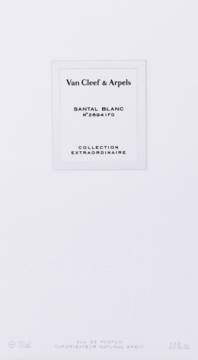 Van Cleef & Arpels Santal Blanc Collection Extraordinaire, białe opakowanie perfum, widok z przodu, czarny tekst.