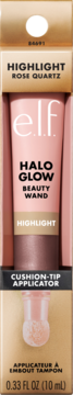 e.l.f. Halo Glow Beauty Wand Rose Quartz rozświetlacz w różowej tubce, w złotym opakowaniu z widocznym aplikatorem.