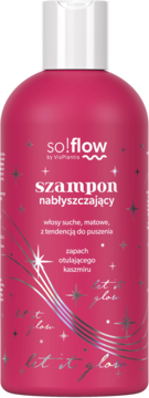 Różowa butelka szamponu nabłyszczającego so!flow do włosów suchych i matowych, z nutą kaszmiru, widok z przodu.