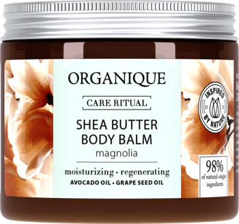 ORGANIQUE SHEA BUTTER BODY BALM magnolia, ciemny słoik z srebrną zakrętką, biała etykieta z kwiatami magnolii, przód.