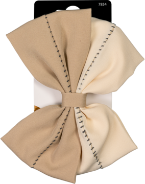 Duża dwukolorowa spinka do włosów z kokardą w odcieniach beżu, z widocznymi ozdobnymi szwami, widok z przodu.