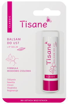 Tisane Classic Lip Balm, miodowo-ziołowy, w białym blistrze z różowymi detalami, widok z przodu.