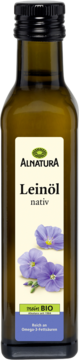 Ciemna butelka oleju lnianego Alnatura Bio, z fioletowymi kwiatami lnu na etykiecie. Widok z przodu.