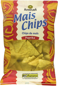 Czerwono-złote opakowanie Alnatura Mais Chips Paprika, widoczne paprykowe trójkątne chipsy kukurydziane. Widok z przodu.