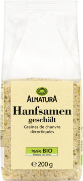 Alnatura Hanfsamen geschält, bio łuskane nasiona konopi 200g w przezroczystej torebce z żółtą etykietą, widok z przodu.