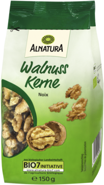 Alnatura Walnuss Kerne, zielono-przezroczyste opakowanie 150g z widocznymi orzechami, widok z przodu.