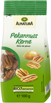 Alnatura Pekannuss Kerne, biało-zielona torebka. Z przodu orzechy pekany widoczne w okienku i jako ilustracje.
