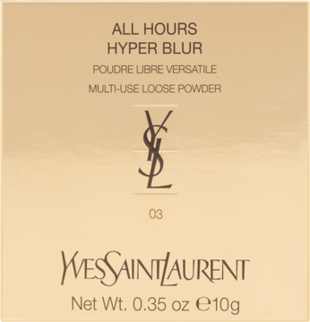 Złote opakowanie pudru YSL All Hours Hyper Blur 03, z czarnym napisem "MULTI-USE LOOSE POWDER", widok z przodu.