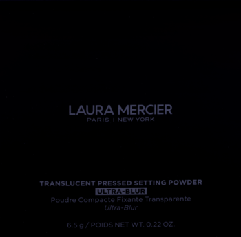 Laura Mercier Translucent Pressed Setting Powder Ultra-Blur, czarne opakowanie z białym napisem, widok z przodu.