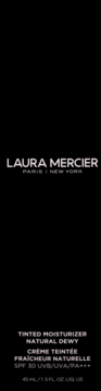 Laura Mercier Tinted Moisturizer Natural Dewy SPF 30. Czarna etykieta z białym tekstem, widok z przodu.