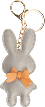 Szary brelok króliczek z pomarańczową kokardką, wykonany z materiału imitującego skórę, ze złotym karabińczykiem.