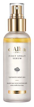 D'Alba First Spray Serum z białymi truflami, dwufazowe, w przezroczystej butelce ze złotą pompką.