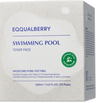 Białe pudełko EQQUALBERRY Swimming Pool Toner Pads, widok pod kątem. Peelingujące pady do nawilżania i zwężania porów.